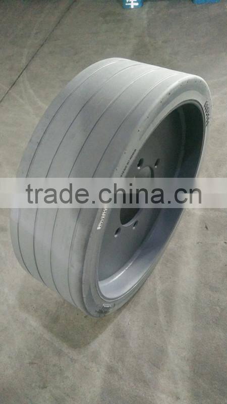 Non Marking Genie Z30/20n Boom Lift Wheels 600x190 For Sale