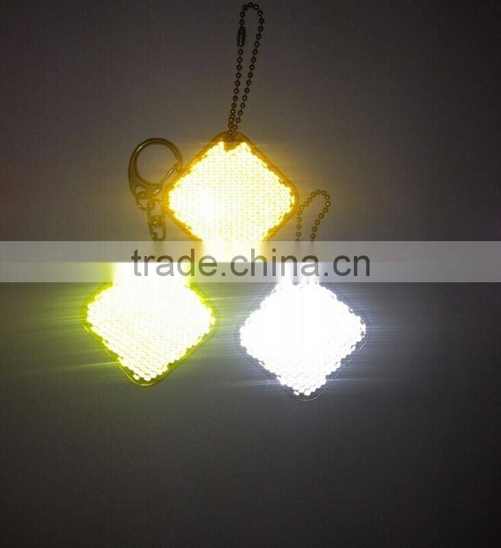 EN13356 PMMA rectangle reflector keychain