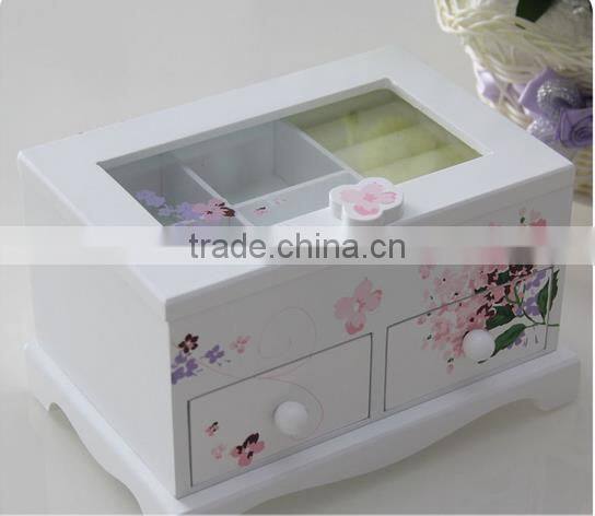 white Wooden jewelry box