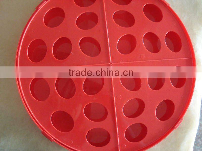 cake carrier and holder