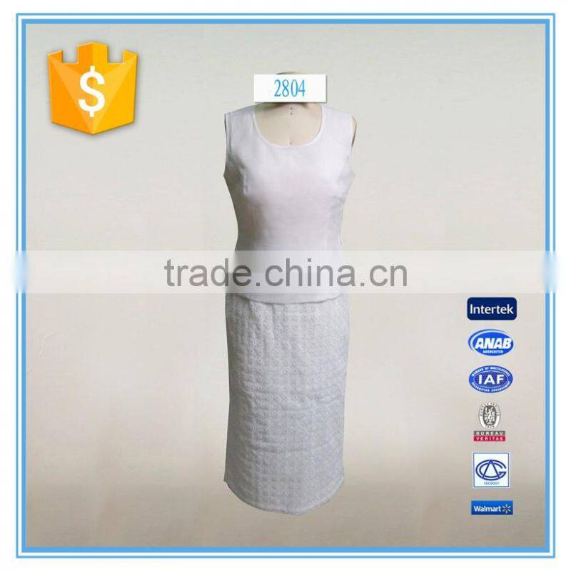 Fashion White Embroidered Design 3-Piece Skirt And Blouse Sets