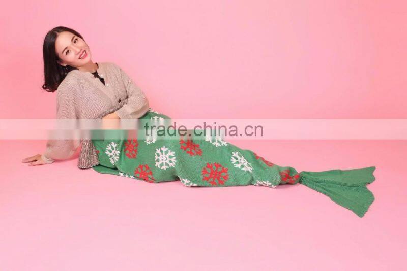 Customized size and color christmas green knitted mermaid tail blanket for ladies