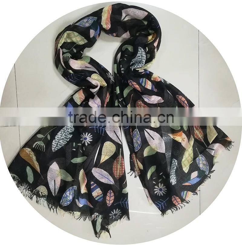 2017 New fashion woven tatting leaf pattern long scarf
