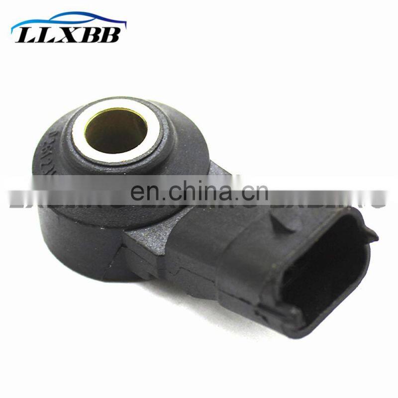 Engine Knock Sensor 0261231176 For GM Zafira Astra Opel Agila Porsche 261231176 93399899 55187820
