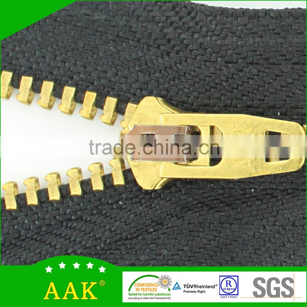 Ladies jeans factory china matching production 4# brass y teeth C/E zippers