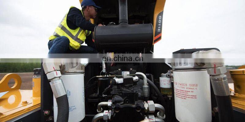 Small single drum road roller 11 ton operating weight CLG6611E with Cu-mmins engine