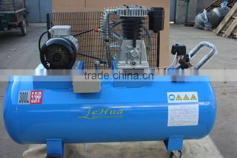 300L 5.5HP 950RPM 8Bar 80mm*2 Cylinder italy air compressor