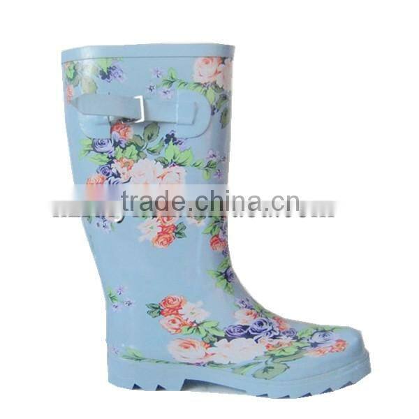 cute dot print plain rubber boots women,durable antiskid rain shoes girls,safe customized gum boots hot sale