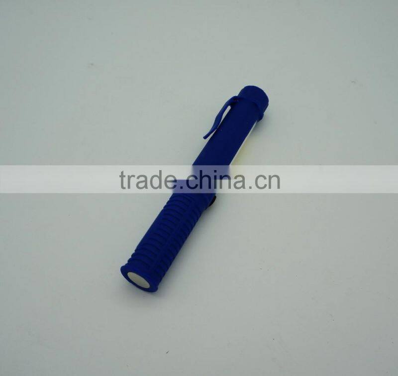 Portable 2 in 1 3W COB worklight Flashlight with Magnet and pocket clip 3xAAA