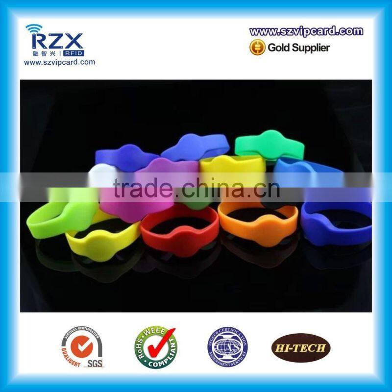 custom 840-960MHZ uhf silicon rfid wristband with 2-10 cm reading range
