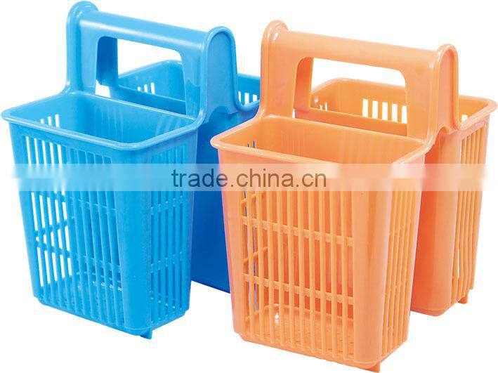 knife and fork in the bunk frame--13.9*9.2*15.9cm