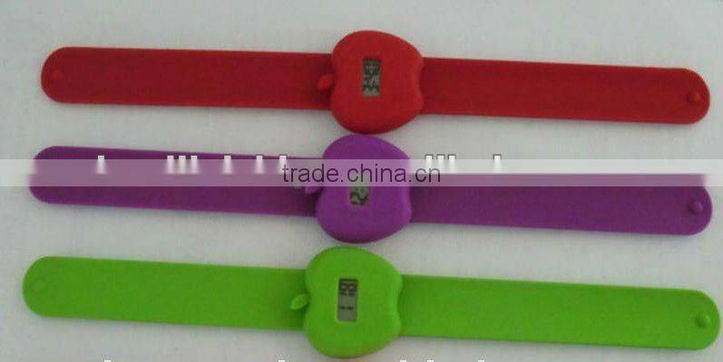 Hot!!! Delicate Digital Silicone Watch