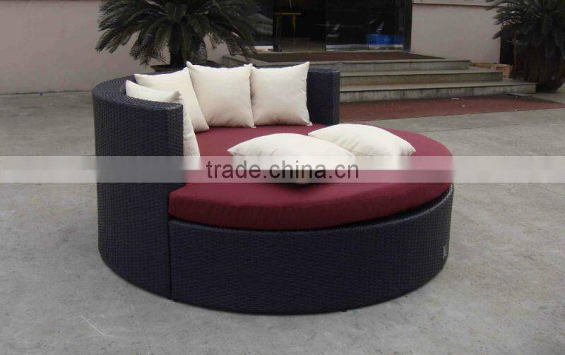 Leisure Round Sun Lounger