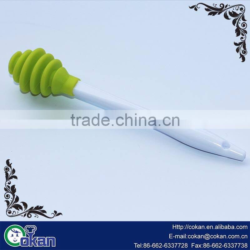 100% food grade silicone bee honey splash bar/honey muddler honey dipper mixing spoon honey stick with wood handle