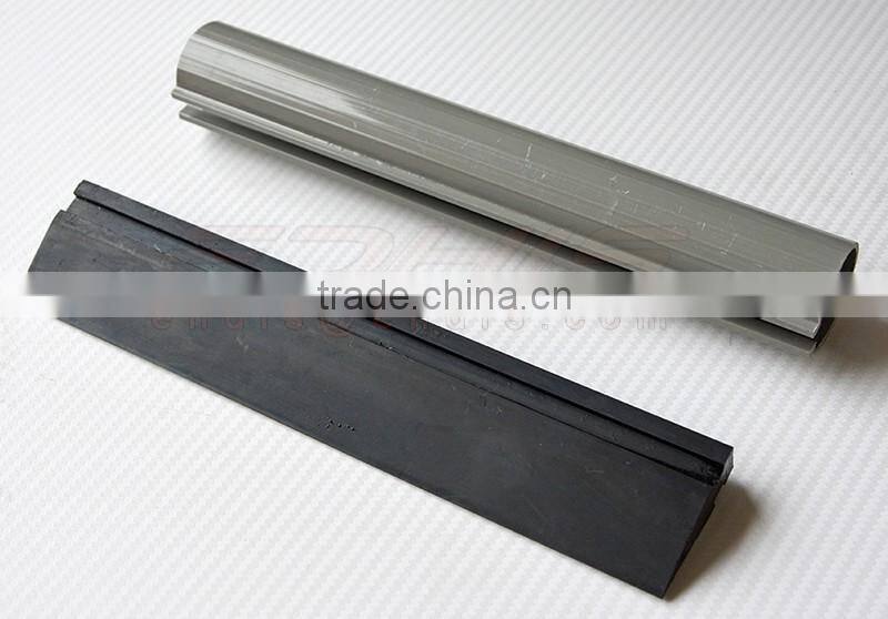 A74B-23cm black rubber turbo squeegee with straight coner