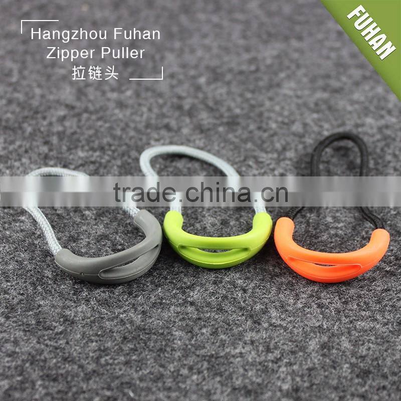 Professional Hollowed-out Design Sports Bags PVC TPU Zipper Sliders