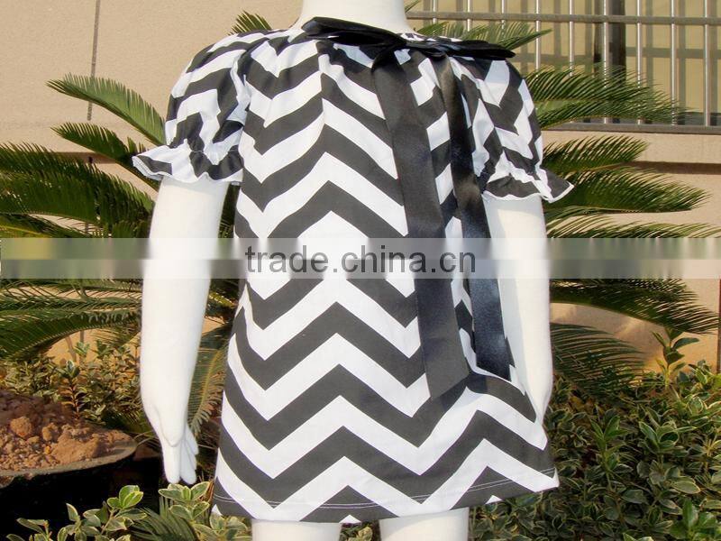 Wholesale fashion baby clothes chevron dress/smocked dress for the kids