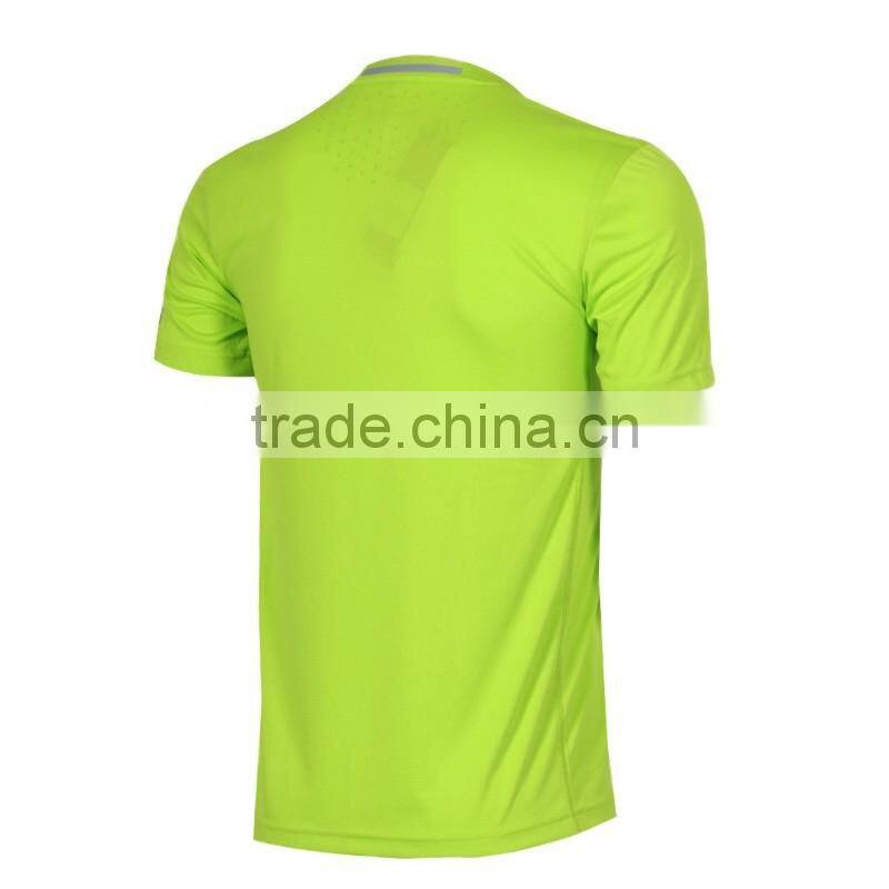 Wholesale plain blank mens running wear custom t shirt tracksuit sportwear spoprts gym wear dryfit quick-dry compression t shirt