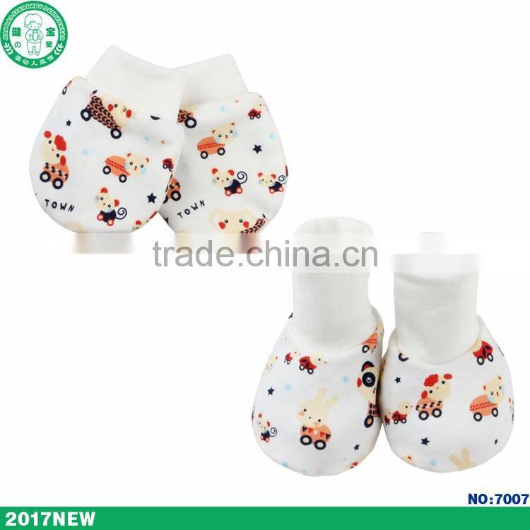 Importing from china factory newborn baby shoes baby booties with cheap price