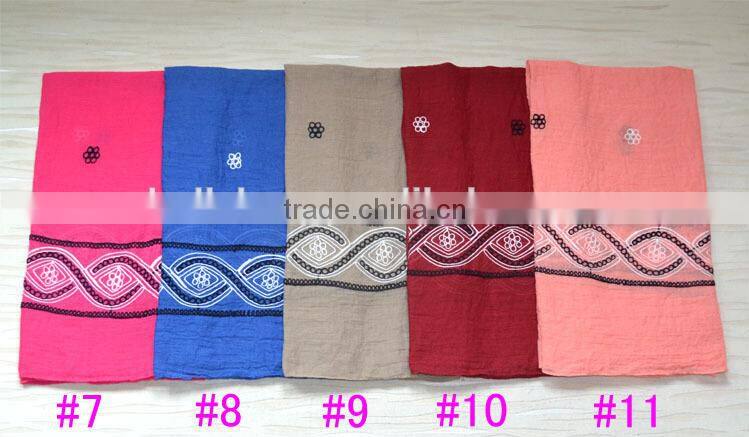 Wholesale Embroidery Design Fashion Ladies Cotton Scarf Shawl