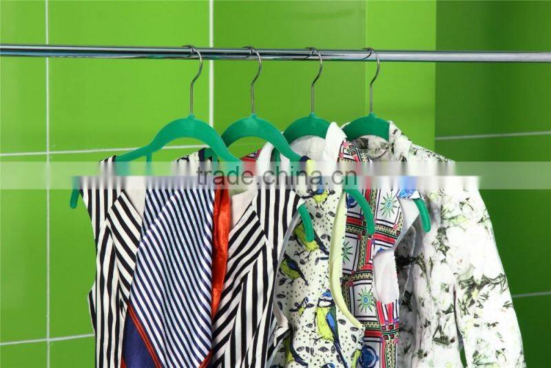 velvet hanger with tie bar logo