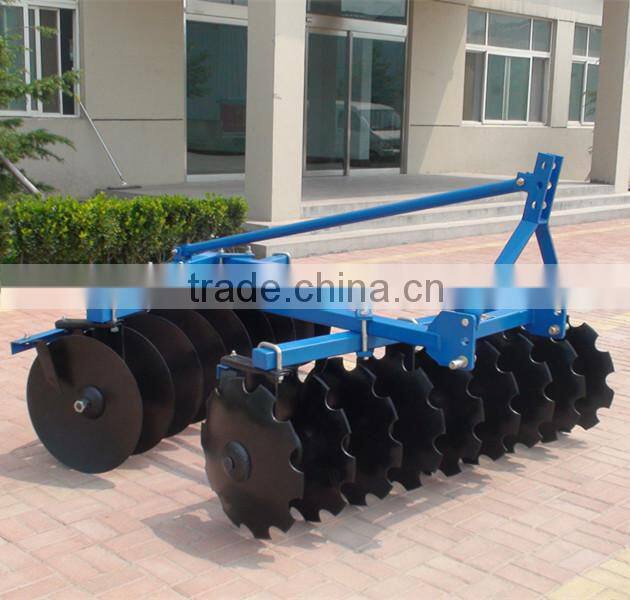 middle duty three point linkage disc harrow