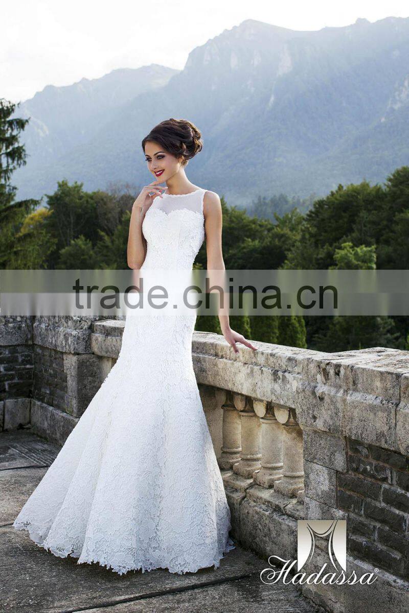 Famous and Stylish Bridal Dress Tiara with Luxurious Tail New Collection