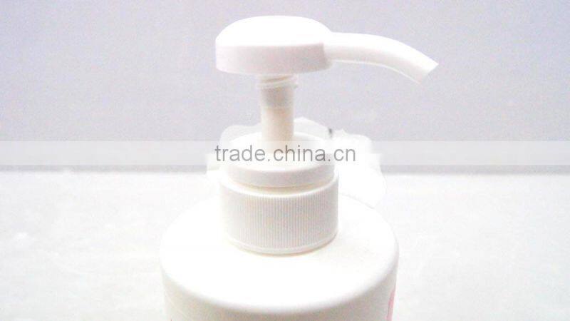 /DEVE/ Rose and Rose Shampoo Bottle Infused with 6 Roses essences Beauty Rose Fragrance Products Made in Japan TC-005-73