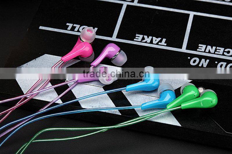 Hot Selling LED Flash Light 3.5mm Stereo Earphone Earbud Headphone Headset With Mic + USB Cable