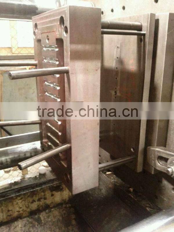 Plastic bucket handle mould