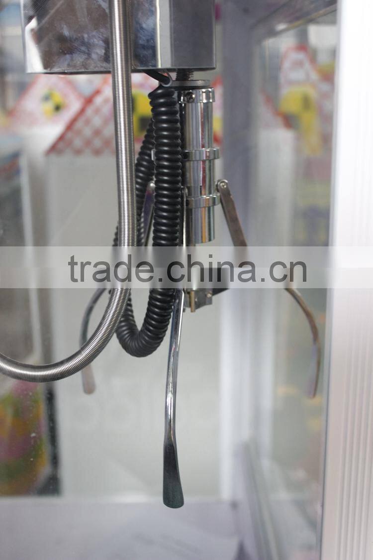 LSJQ-596 High quality popular claw machine/ arcade claw machine for sale/ crane claw machine for sale