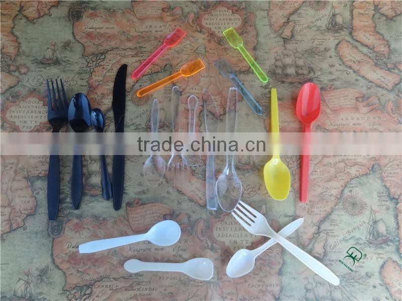 Different colors and size disposable plastic spoon and fork