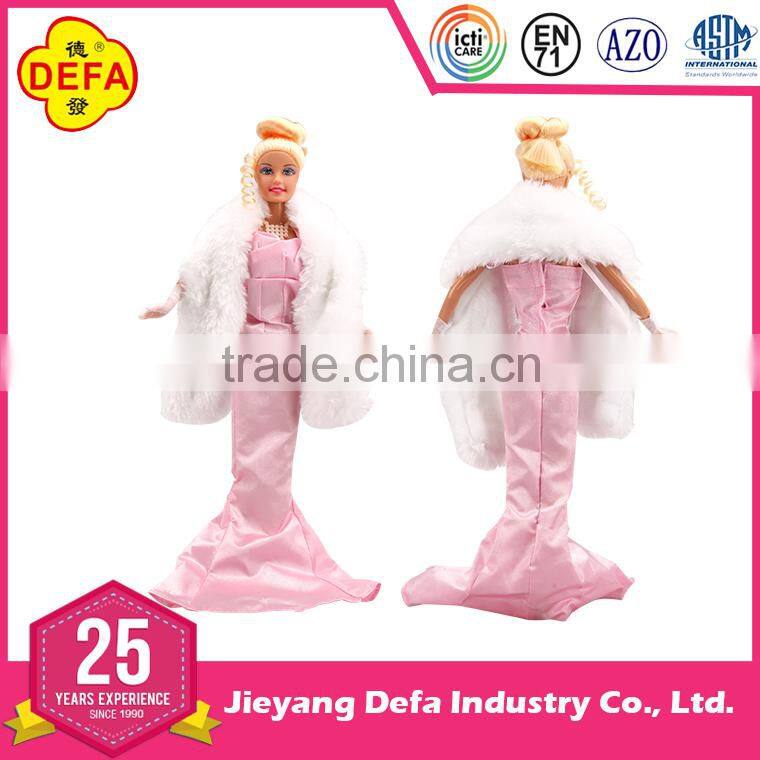 Chinese custom make vinyl doll for kids