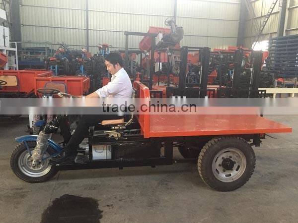 Dump Three Wheel Truck