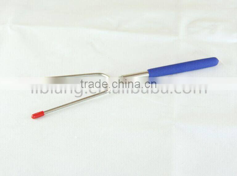 Stainless steel telescopic bbq fork