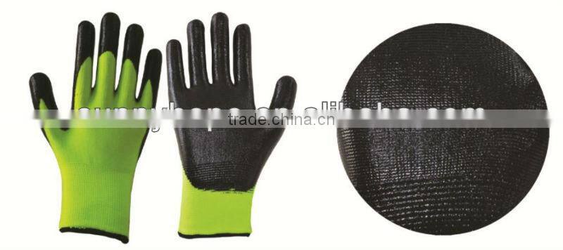Hi-Viz nappyHi-Viz acrylic and nylon gloves coated nitrile