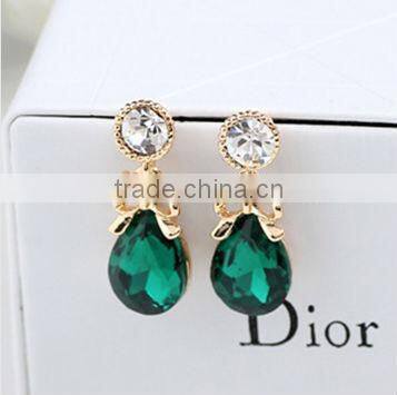 Classic metal earrings, circular earrings