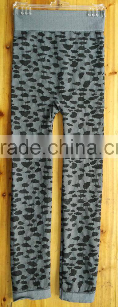 Ladies Seamless leopard print spandex pants
