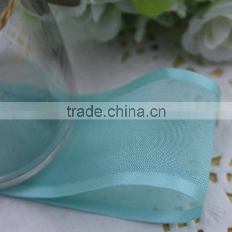 decorate wedding cake ribbon