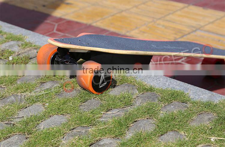 2016 dual 1100w brushless motor wireless controller for electric skateboard with remote control