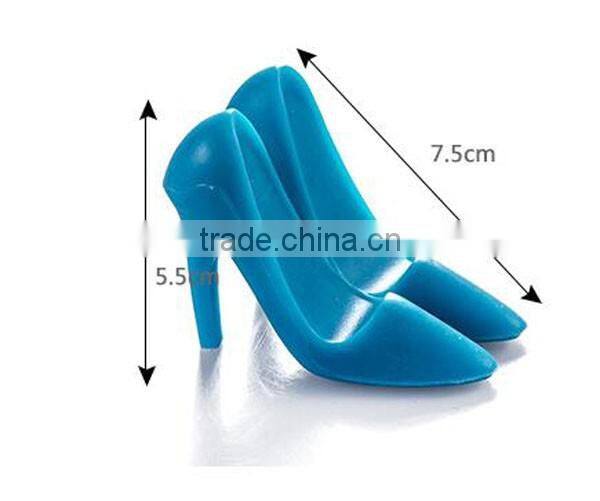 Charming silicone high-heel shoe mobile phone holder