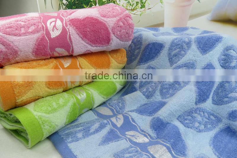 comfortable and high quality yarn dyed jacquard bath towel/face towel