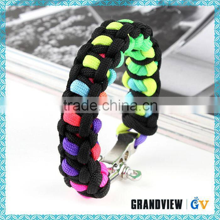Promotional various durable using 3 color paracord bracelet