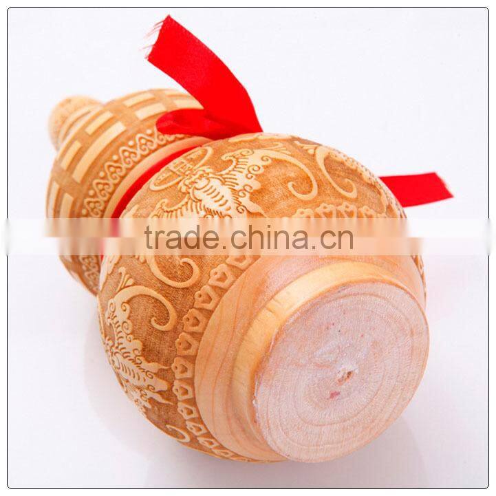 Different size of peach wooden Feng shui Wu Lou-Gourds