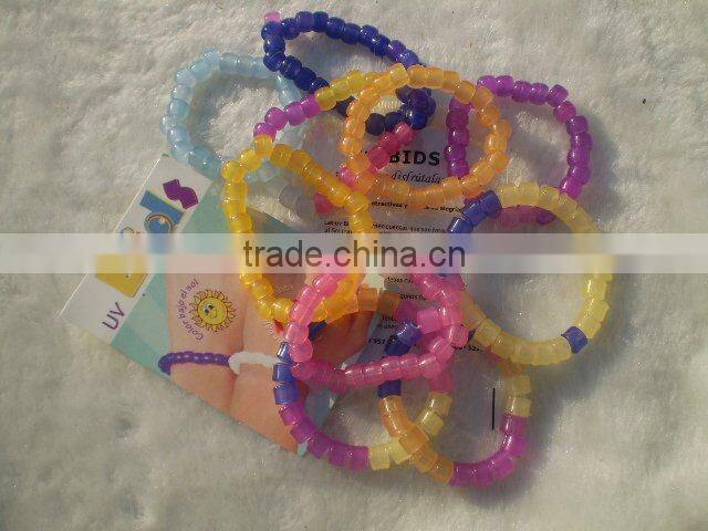 uv bead bracelet colour change bracelet purple colour