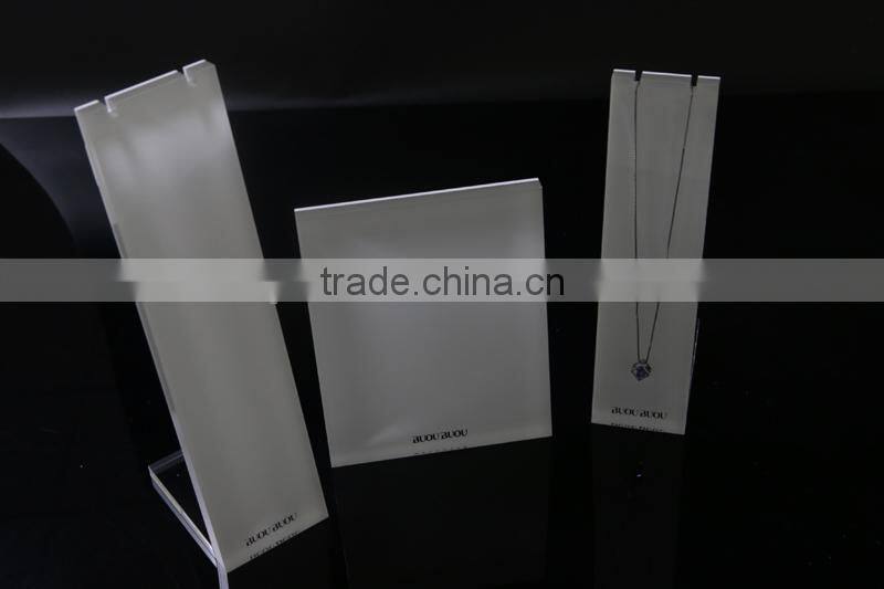 L shape acrylic material jewelry display rack with slot for necklace display