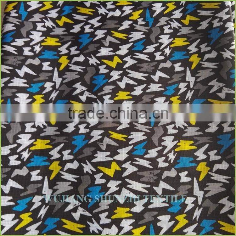 new 210t polyster taffeta geometric printed fabric for travel bags