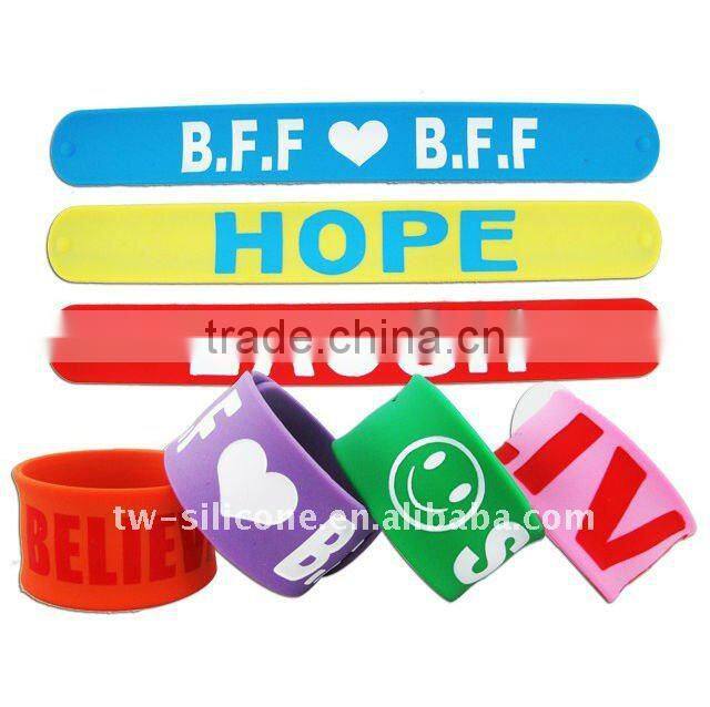 Bright color silicone reflective slap bracelets