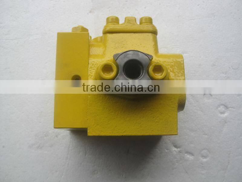 EX200-2 MAIN CONTROL VALVE , USED
