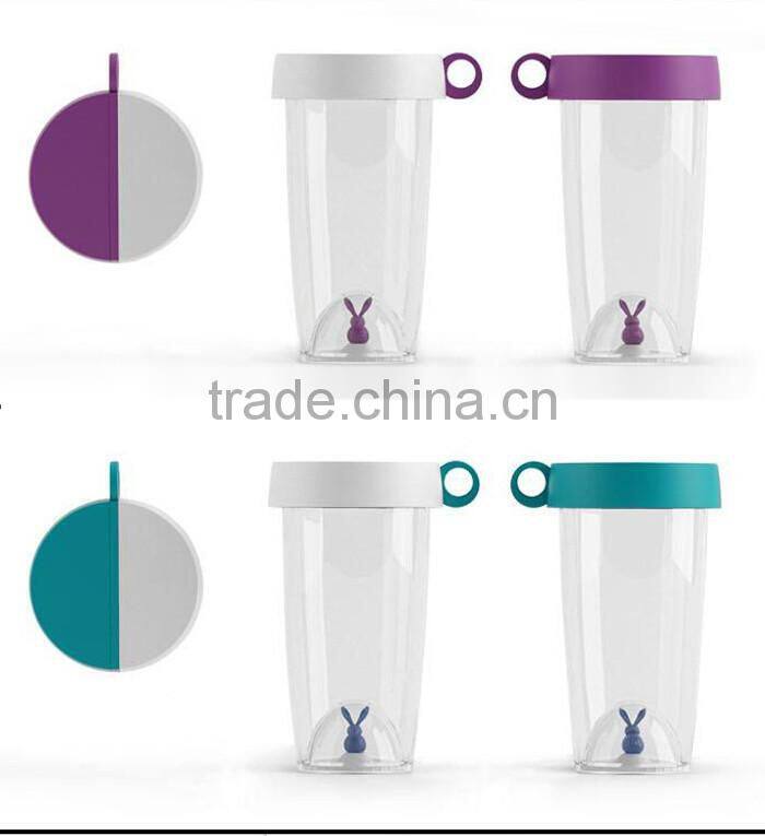 Supply fashion creative leak-proof portable cup / bunny cup